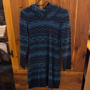 Prana Blue Chevron Patterned Women's Dress- Medium